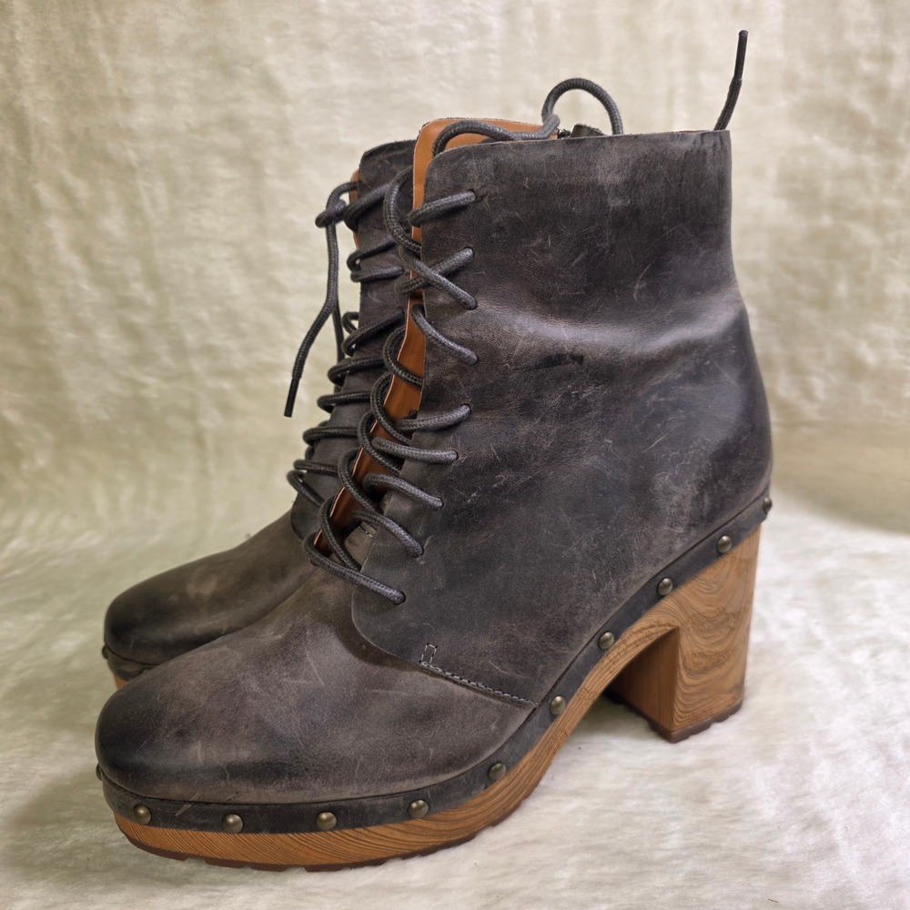 Kork-Ease Clog Boots Grey Distressed Leather Studded Platform Lace Women 10 NEW